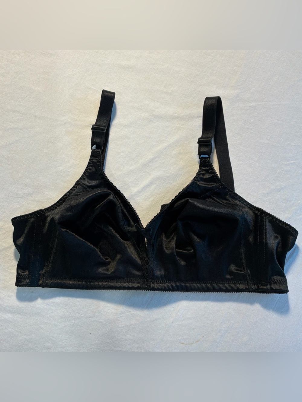 Bali Style #3820 Double Support Wireless Bra Size 40B Black